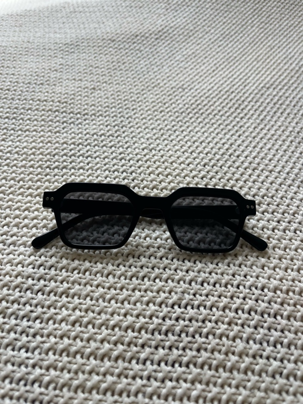 Explicit Poets Geometric Frame Sunglasses